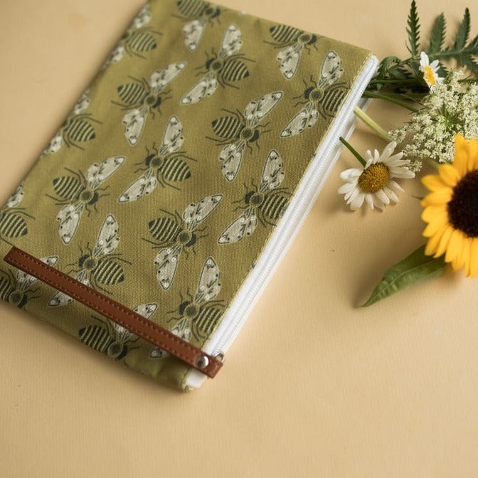 Busy Bee Pouch