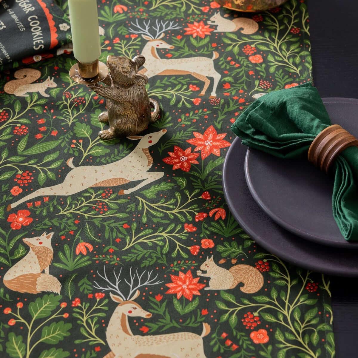 Evergreen Christmas Forest Table Runner (REDIRECT) - Gingiber
