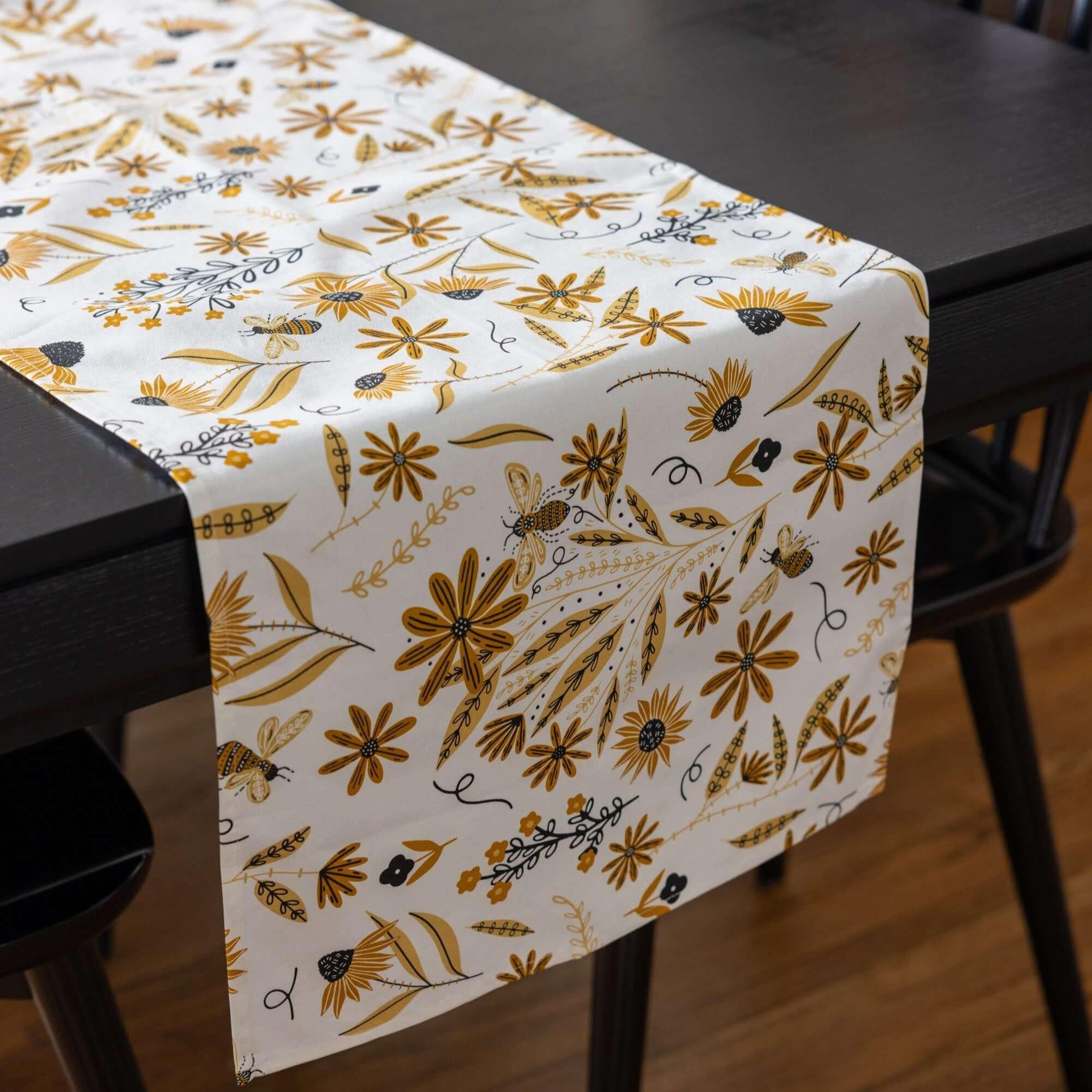 Bee Garden Table Runner - Gingiber
