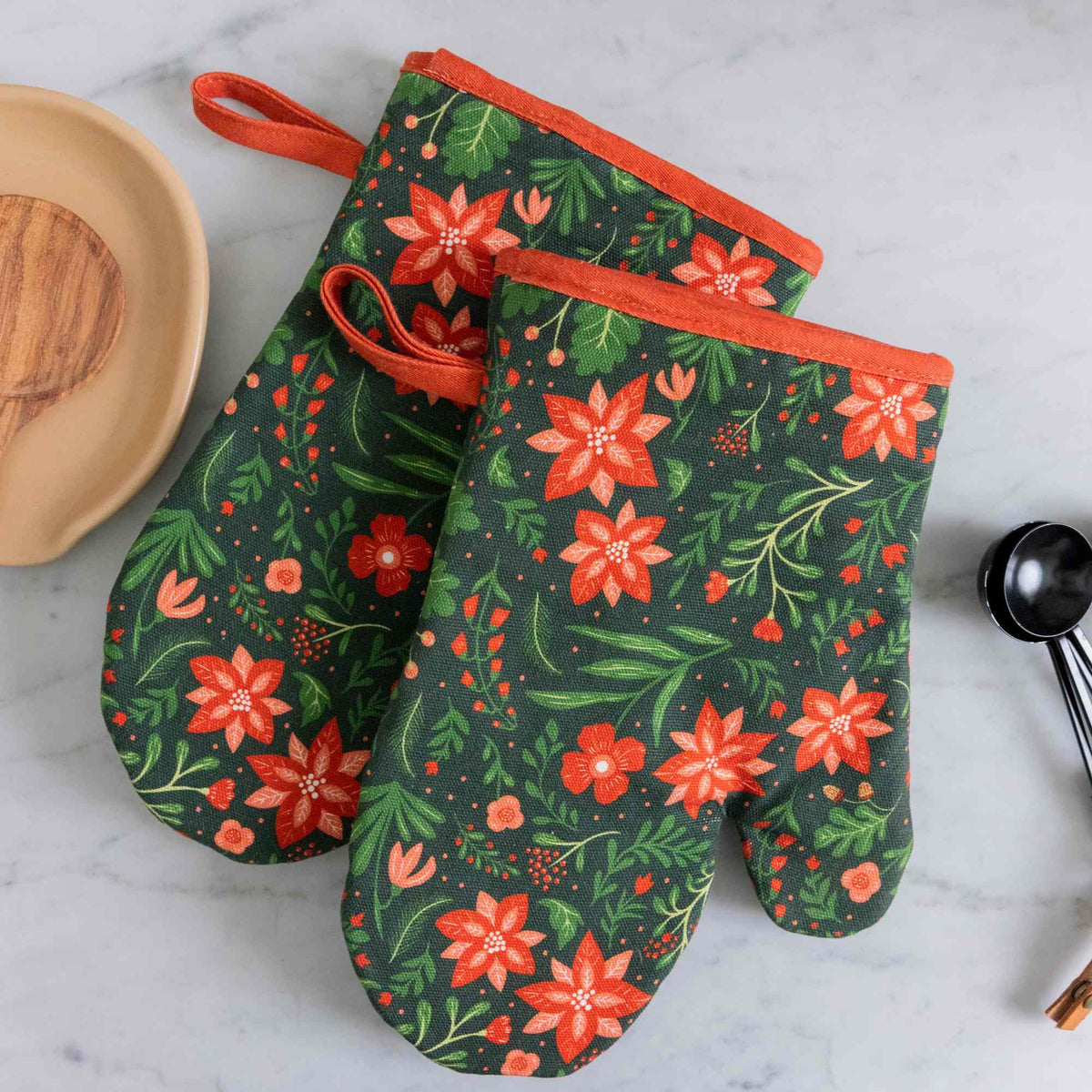 Christmas Forest Oven Mitts (Set of 2)