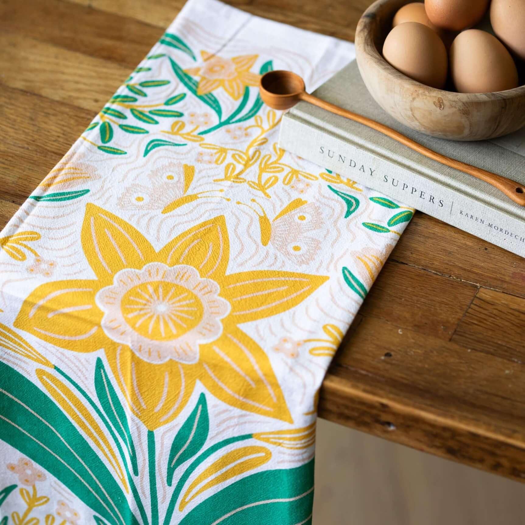 Multicolor illustrated floral tea towel