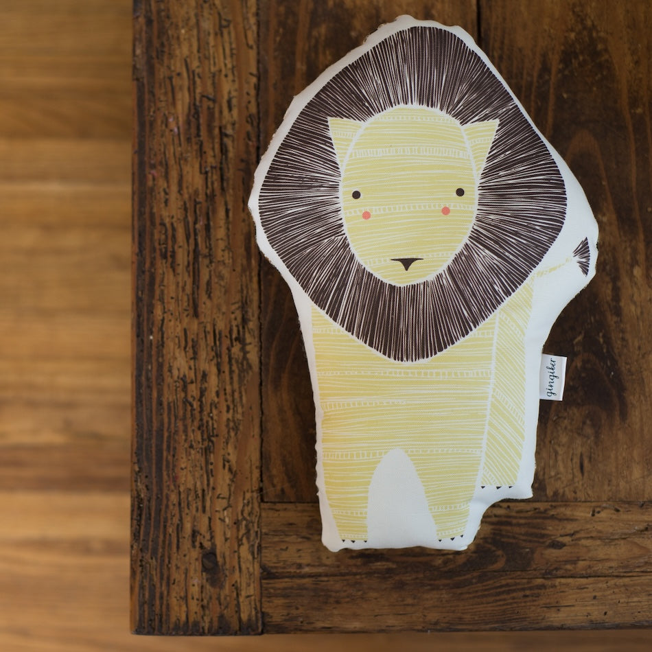lion pillow kit