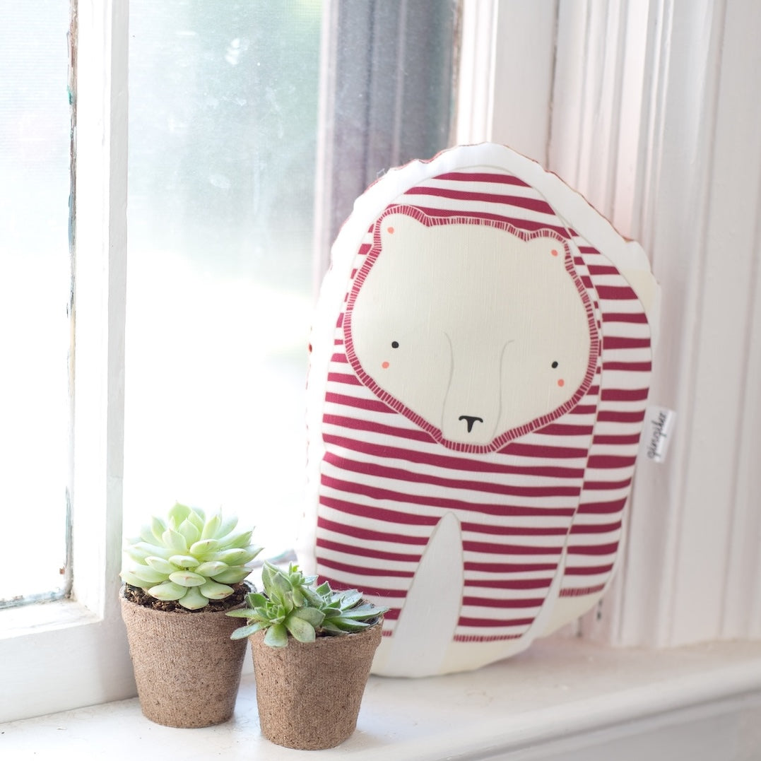 Striped bear pillow kit