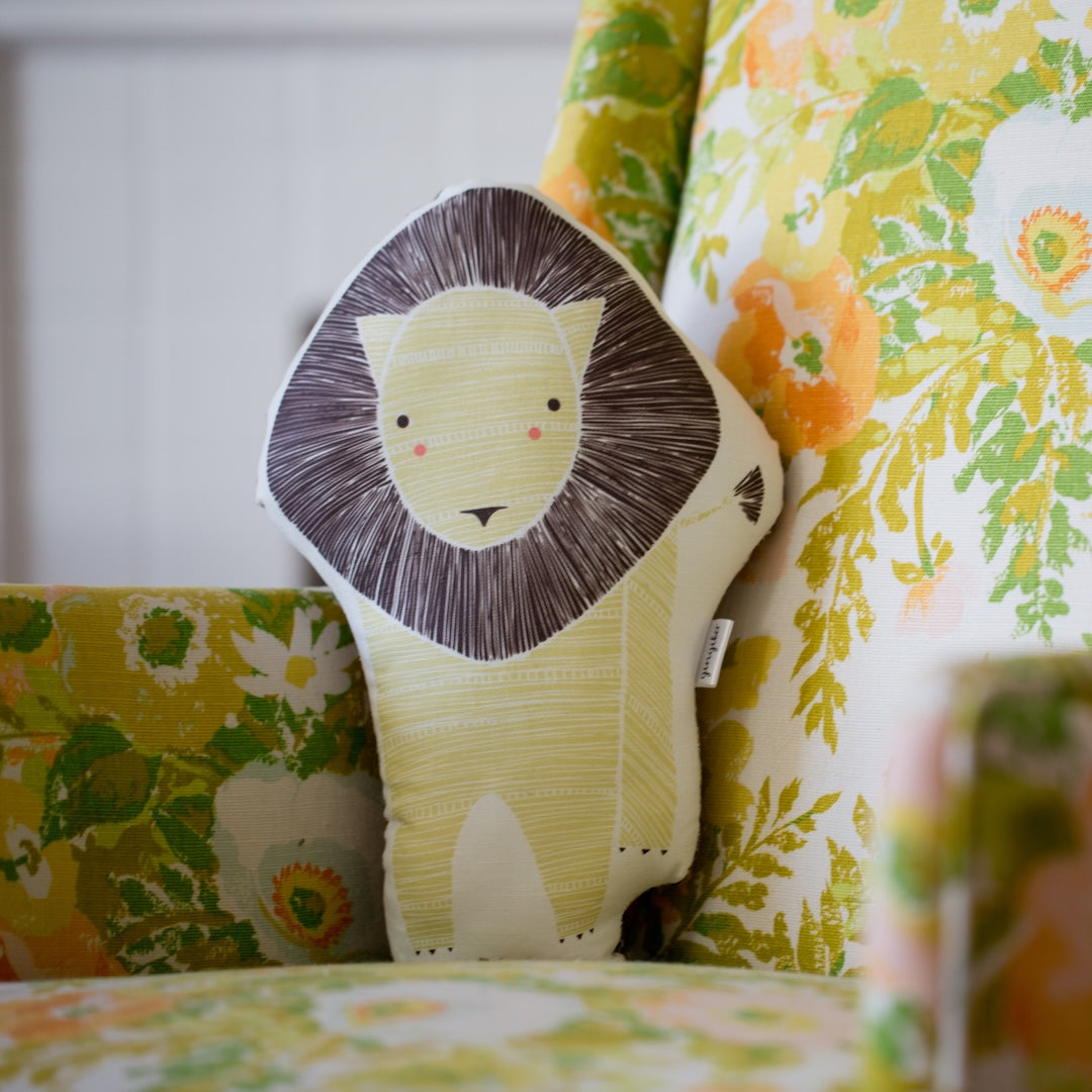 lion pillow kit