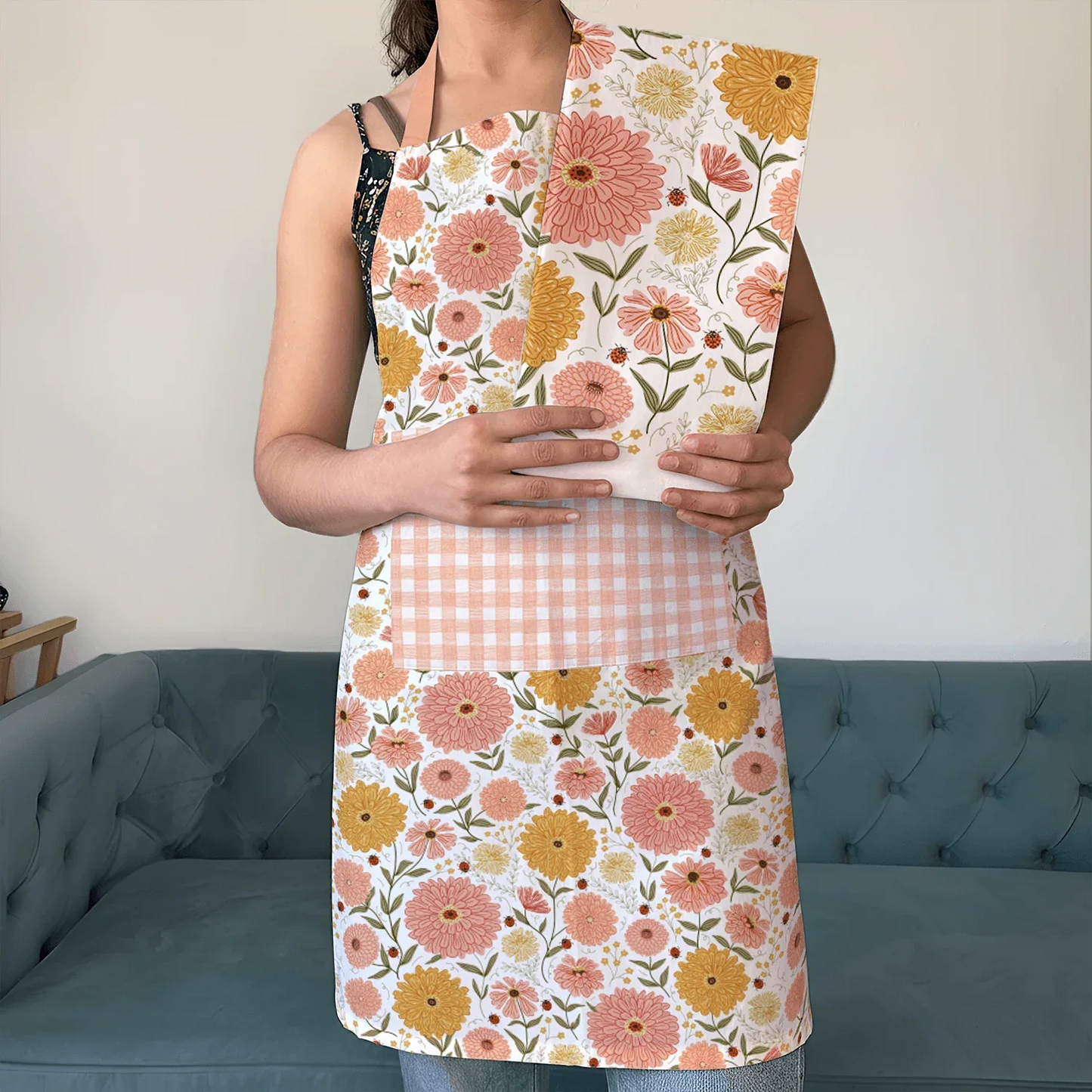 Zinnia Apron and Tea Towel Bundle - Floral apron and gingham pocket, perfect gift set for baking and kitchen decor